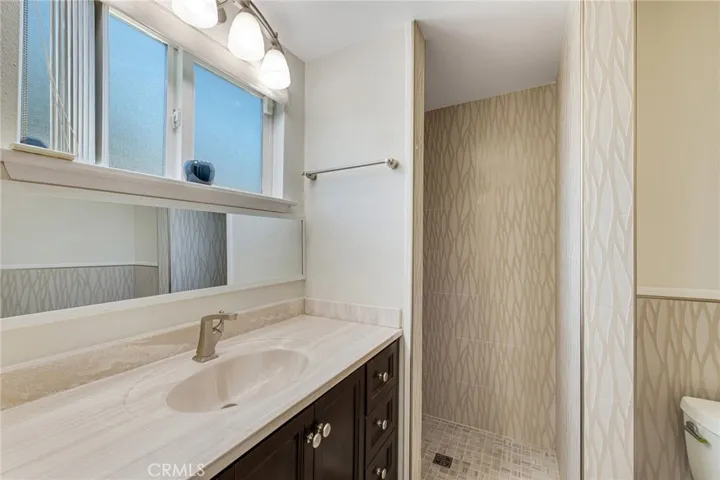129 E Rancho, Corona, California 92879