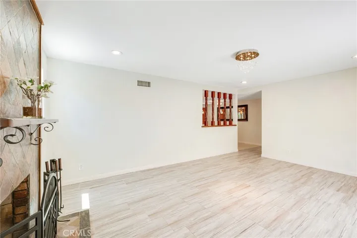 129 E Rancho, Corona, California 92879