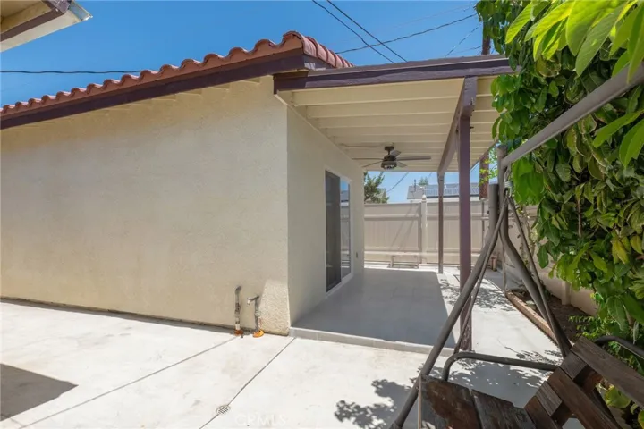 129 E Rancho, Corona, California 92879
