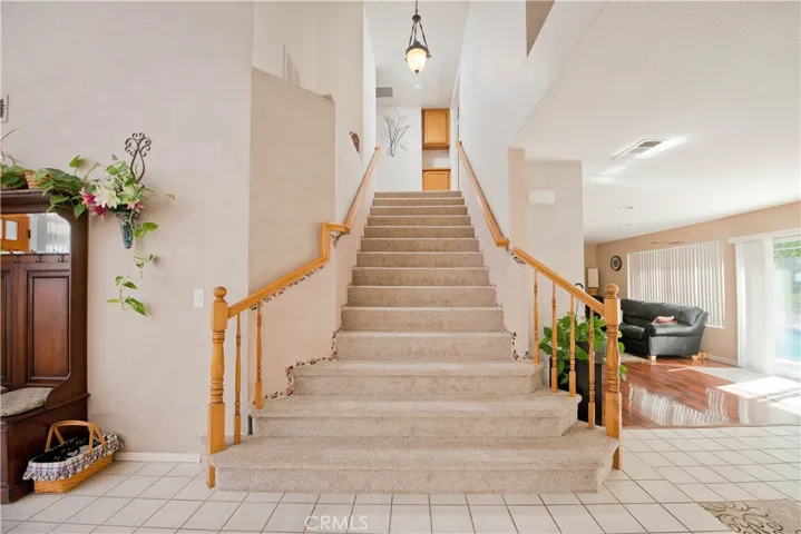28722 Darrow, Saugus, California 91390
