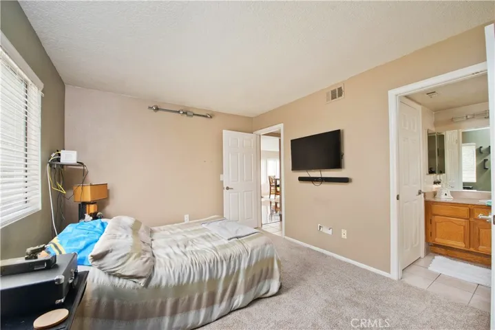28722 Darrow, Saugus, California 91390