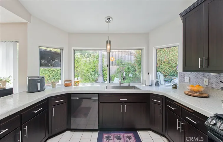 28722 Darrow, Saugus, California 91390