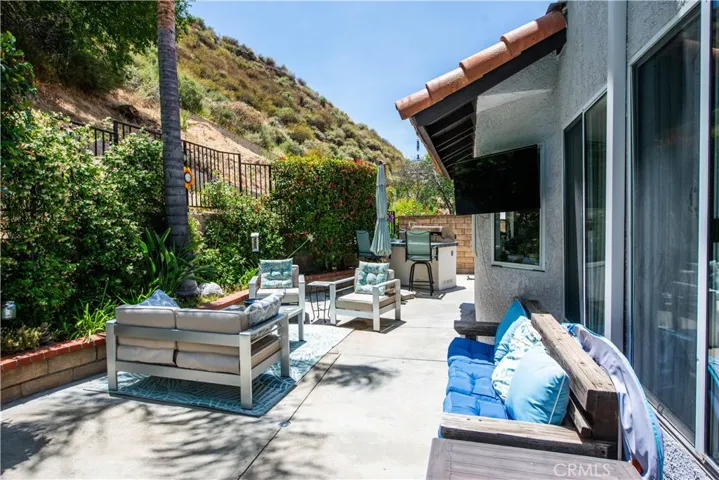 28722 Darrow, Saugus, California 91390
