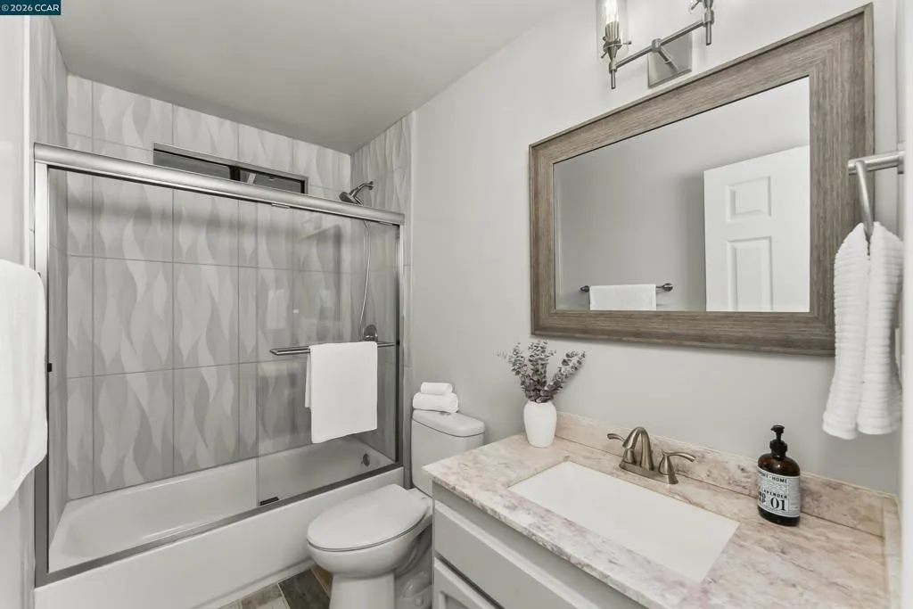 Bathroom 2 Bathroom 2