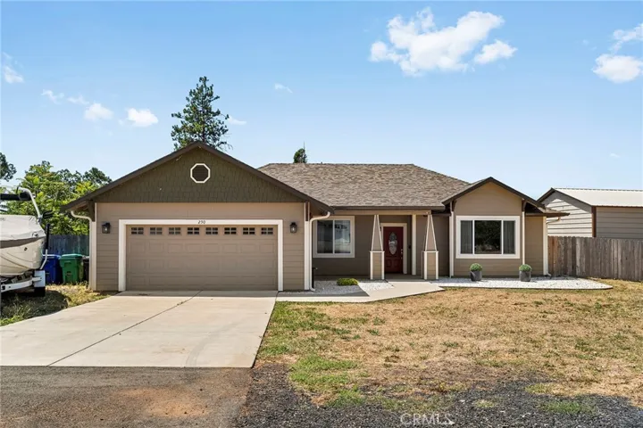Driveway/Front