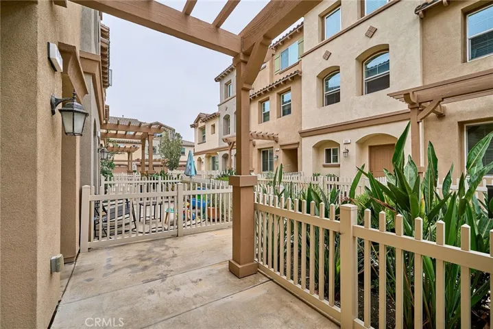 853 E Hollyvale, Azusa, California 91702
