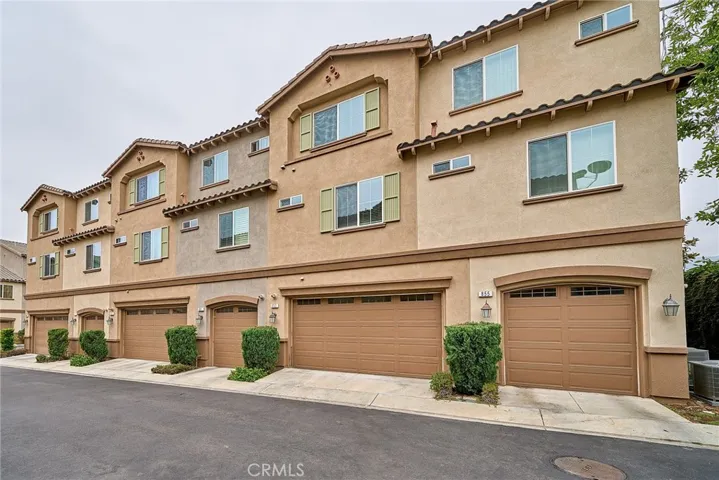 853 E Hollyvale, Azusa, California 91702