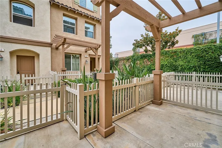 853 E Hollyvale, Azusa, California 91702