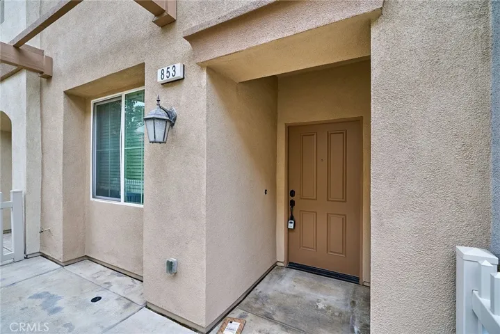 853 E Hollyvale, Azusa, California 91702