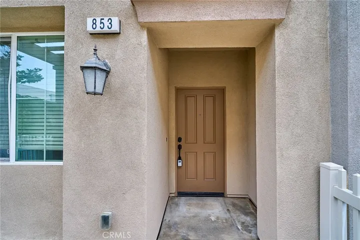 853 E Hollyvale, Azusa, California 91702
