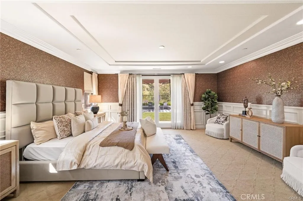 Primary suite