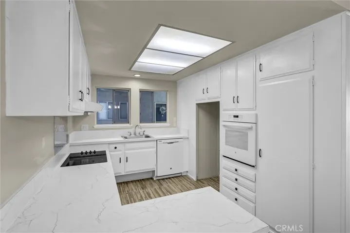 2208 Via Mariposa E Q, Laguna Woods, California 92637