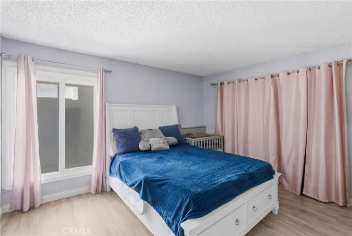 700 W La Veta, Orange, California 92868