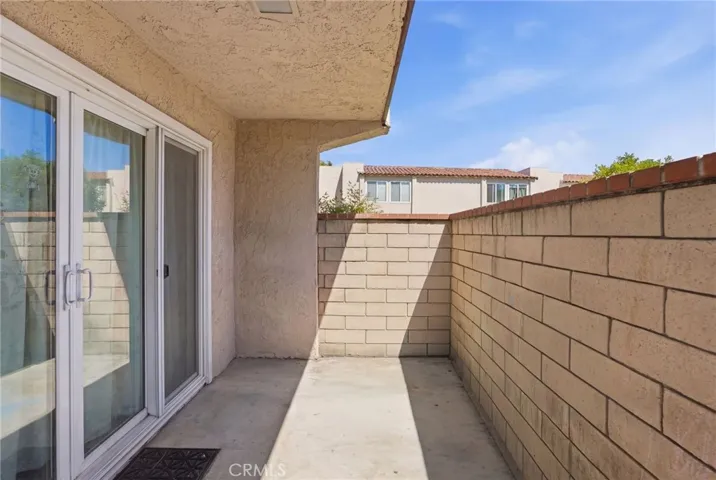 700 W La Veta, Orange, California 92868