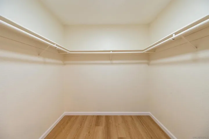 Walk-in Closet
