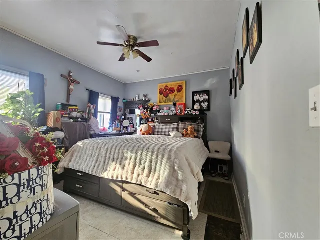 1070 N Alma, Los Angeles, California 90063