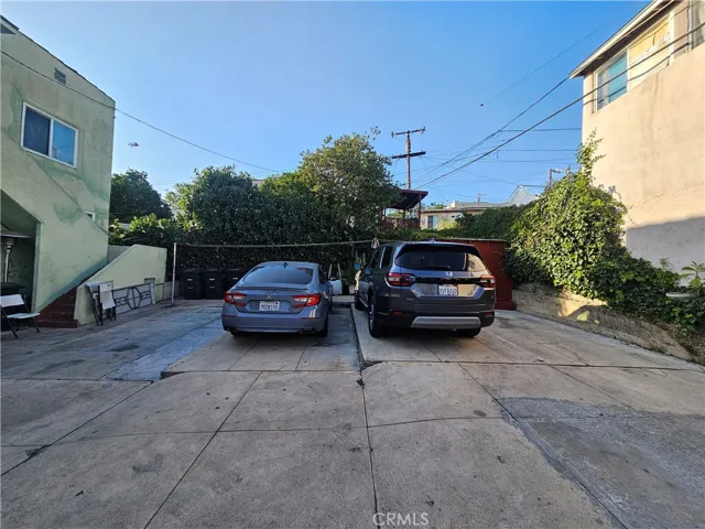 1070 N Alma, Los Angeles, California 90063