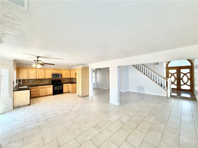 507 Lassa Way, Perris, California 92571