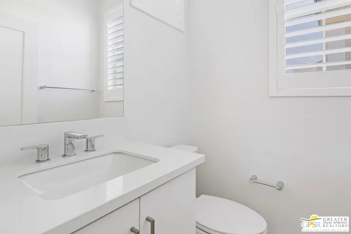 35923 Hinksey Street, Palm Desert, California 92211