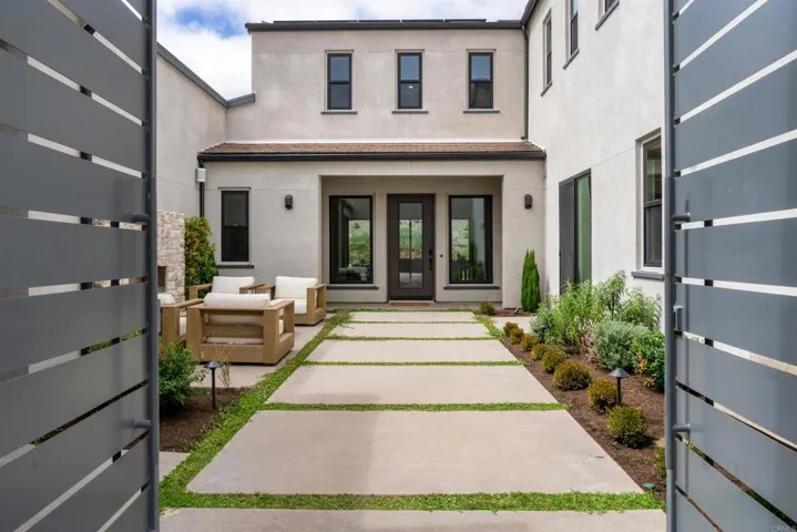 5286 Coastal Sage Trail, San Diego, California 92130