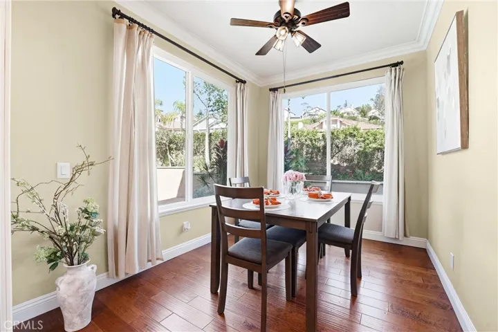 Breakfast Nook