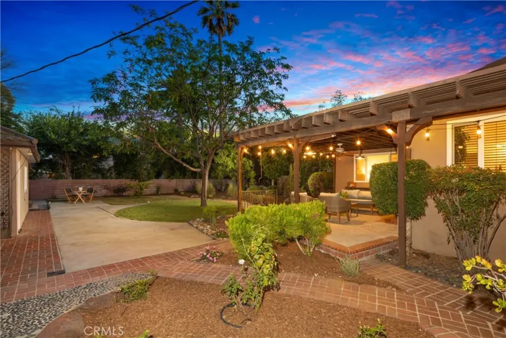 166 W Las Flores Avenue, Arcadia, California 91007