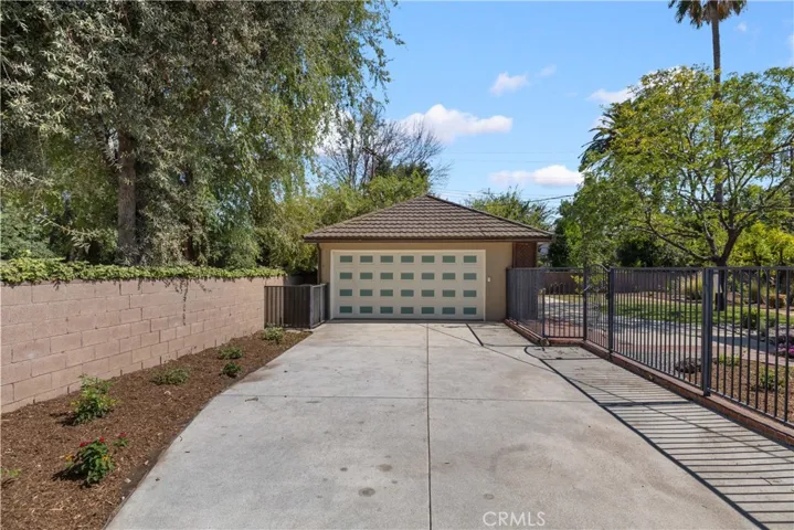 166 W Las Flores Avenue, Arcadia, California 91007