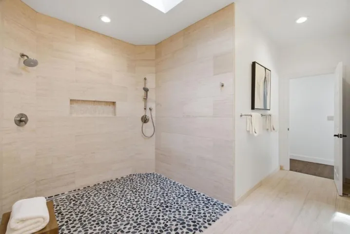306 Walsh Road, Atherton, California 94027