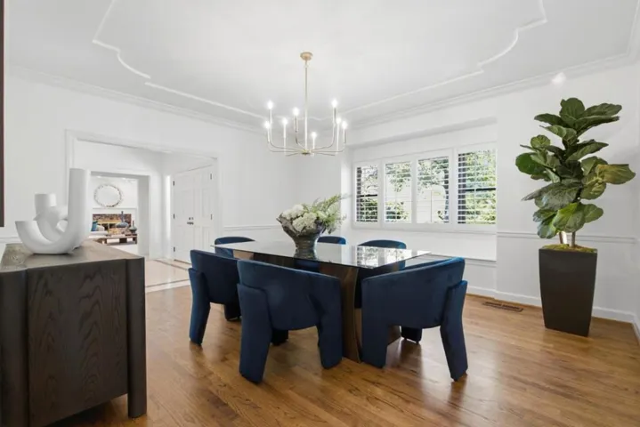 306 Walsh Road, Atherton, California 94027