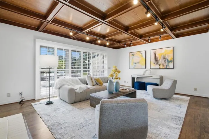 306 Walsh Road, Atherton, California 94027
