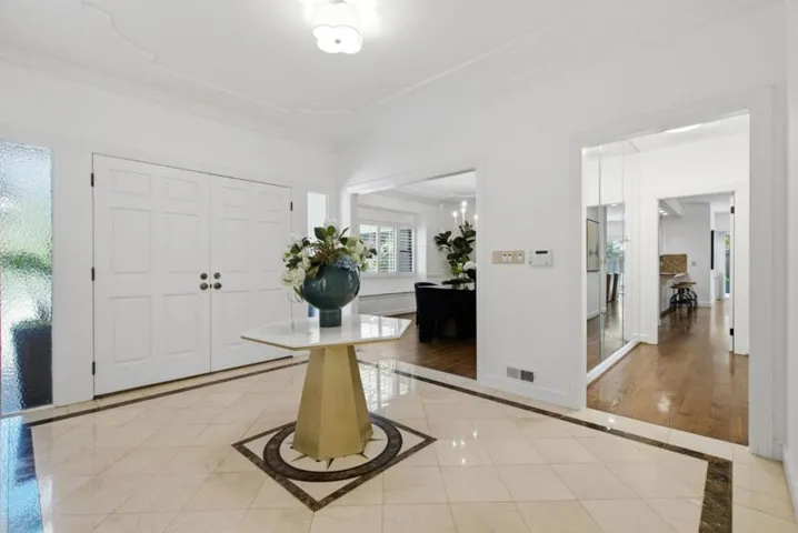 306 Walsh Road, Atherton, California 94027