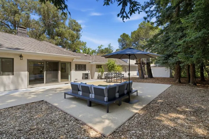 306 Walsh Road, Atherton, California 94027
