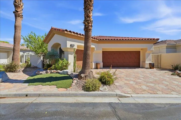 09-Front of Home