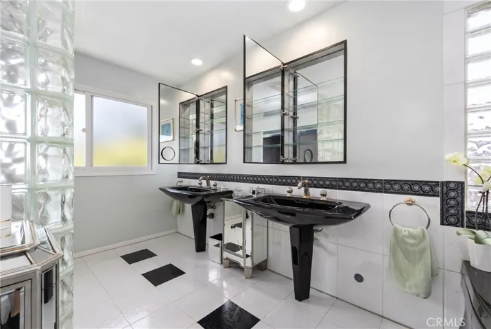3600 Marigold Street, Seal Beach, California 90740
