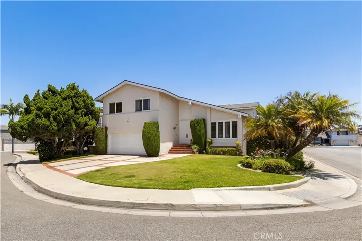 3600 Marigold Street, Seal Beach, California 90740