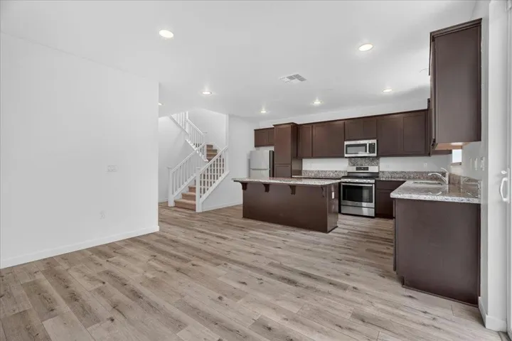 1225 Rosales Lane, Hollister, California 95023