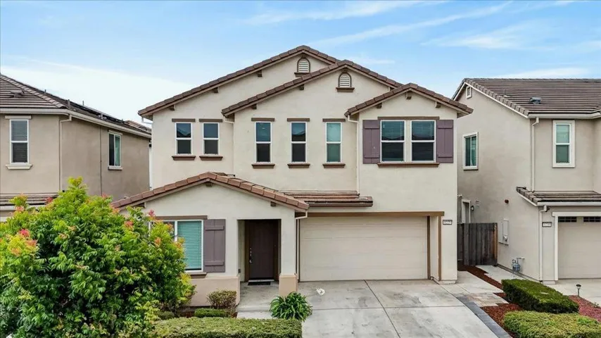 1225 Rosales Lane, Hollister, California 95023