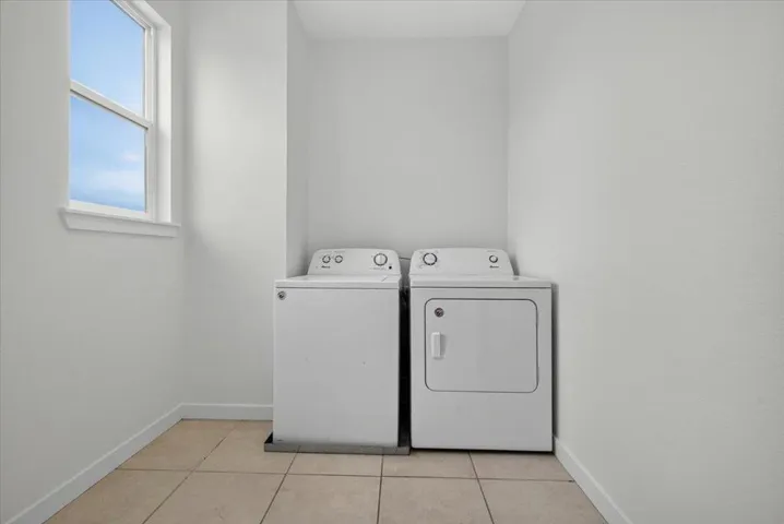 1225 Rosales Lane, Hollister, California 95023
