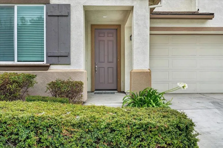 1225 Rosales Lane, Hollister, California 95023