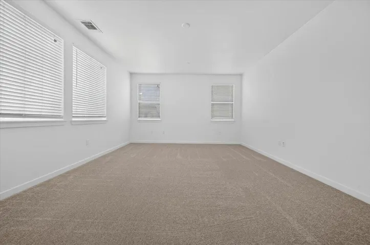 1225 Rosales Lane, Hollister, California 95023