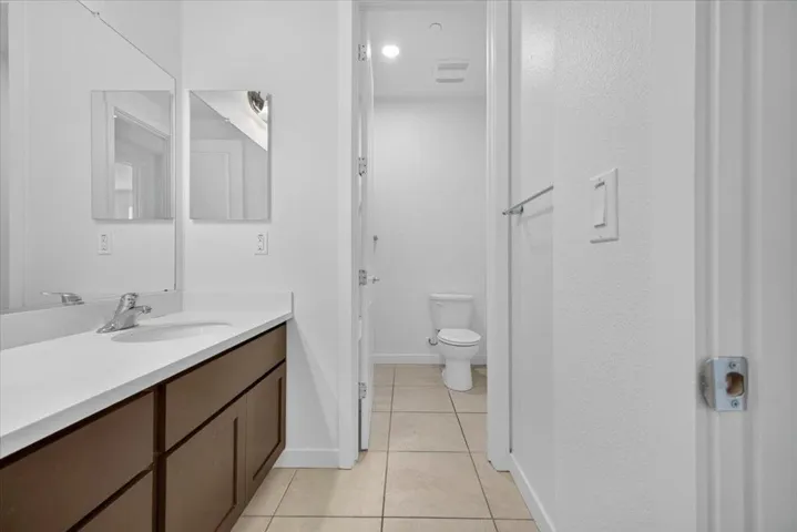 1225 Rosales Lane, Hollister, California 95023