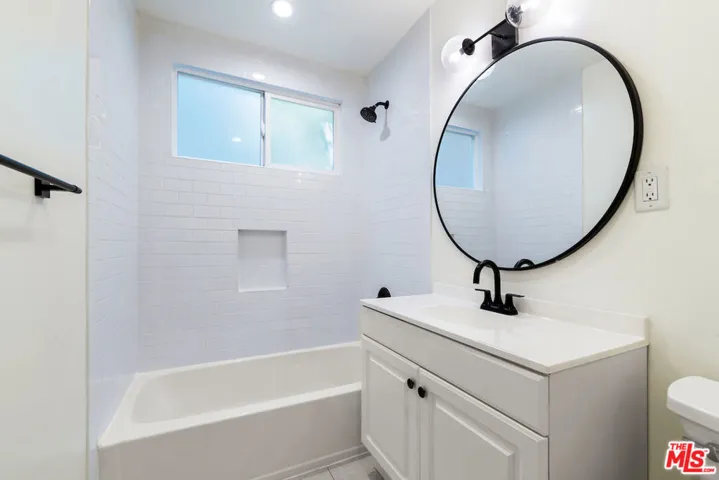 1466 S Wooster Street 4, Los Angeles, California 90035