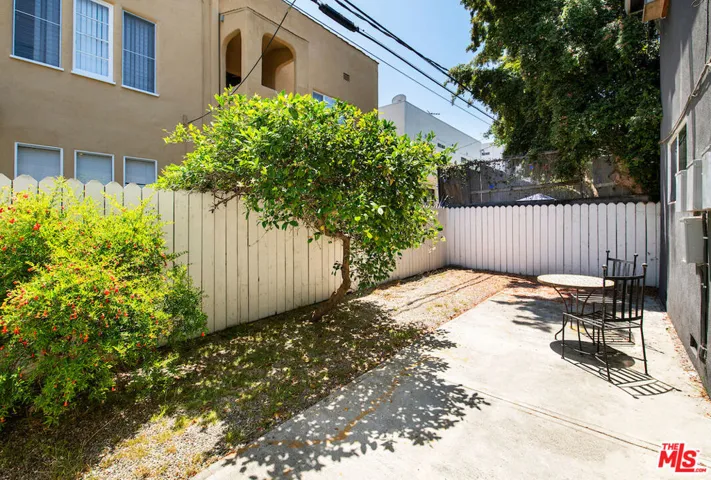 1466 S Wooster Street 4, Los Angeles, California 90035