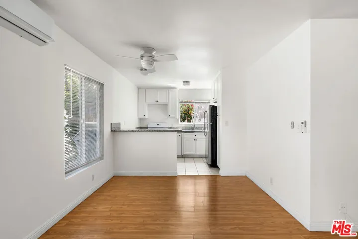 1466 S Wooster Street 4, Los Angeles, California 90035
