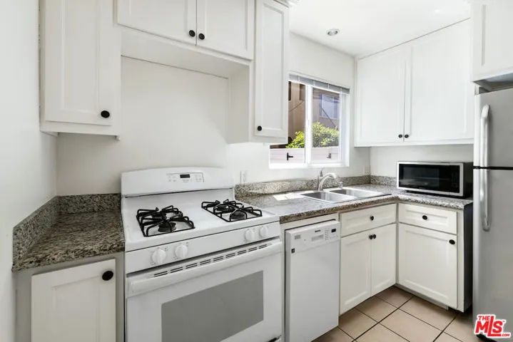 1466 S Wooster Street 4, Los Angeles, California 90035