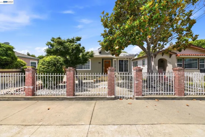 22631 5th St, Hayward, California 94541