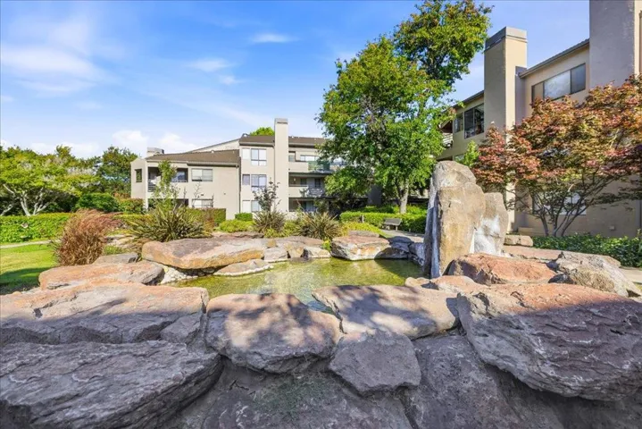 39206 Guardino Drive 207, Fremont, California 94538
