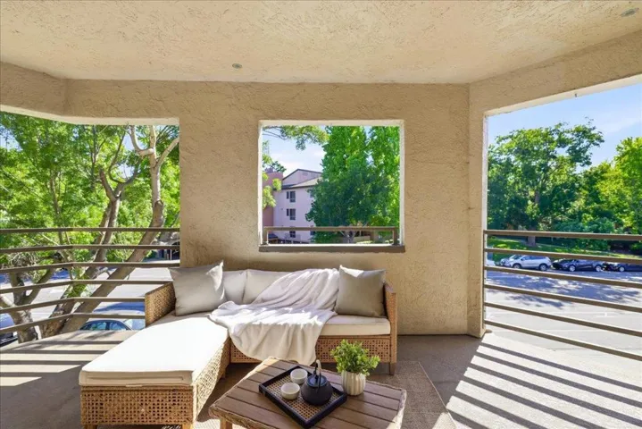 39206 Guardino Drive 207, Fremont, California 94538