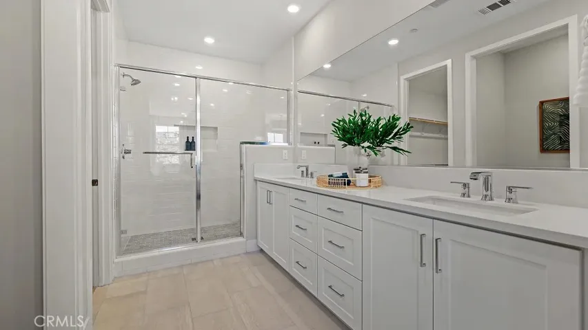 Photos shown are of model only- not actual homesite.