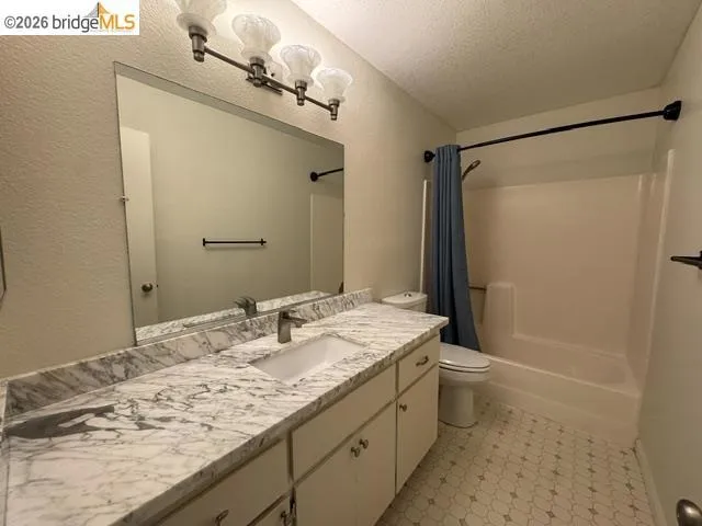 2701 Harvest Ln, Antioch, California 94531